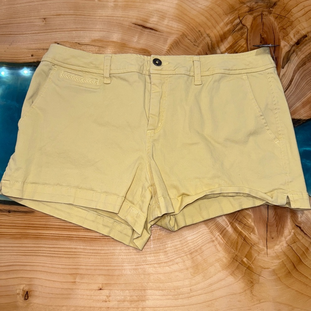 Market & Spruce Yellow Women's Cargo Shorts